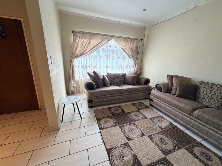 3 Bedroom Property for Sale in La Hoff North West